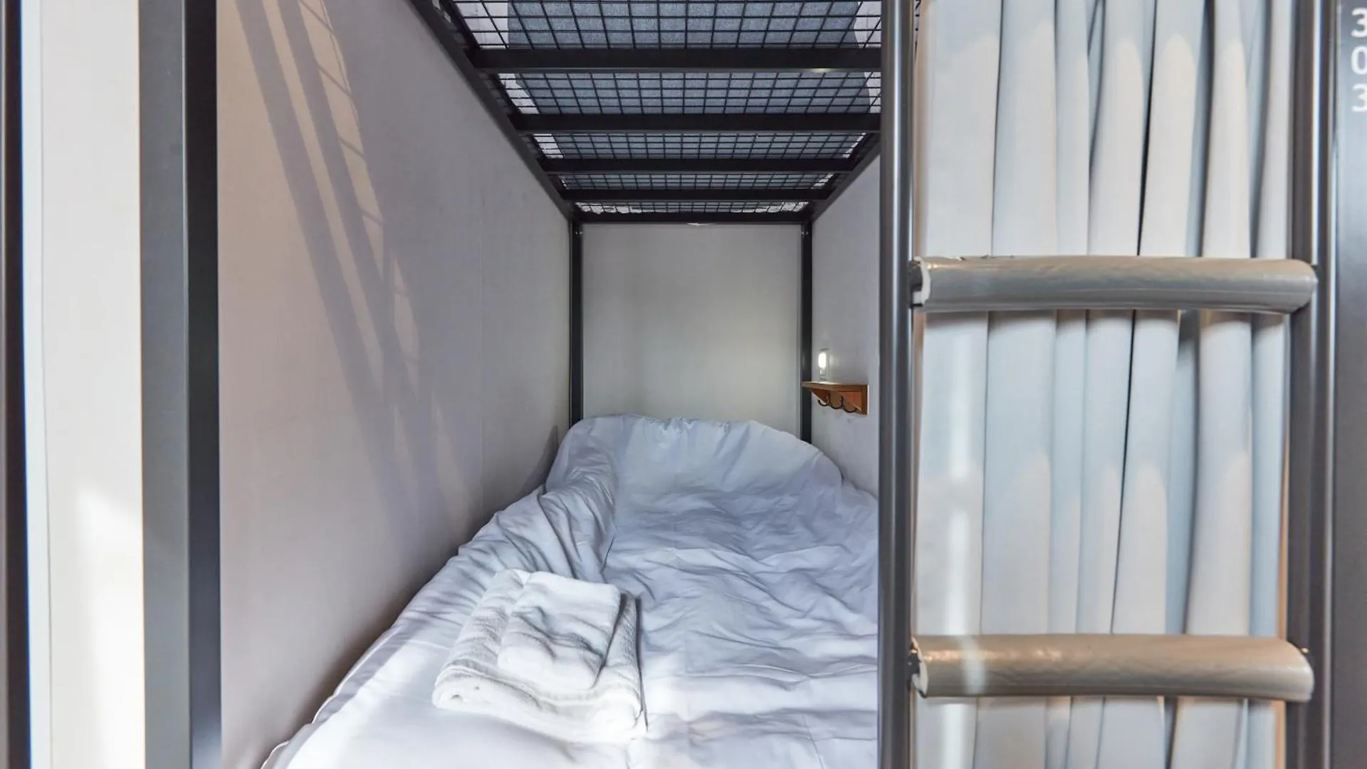 Tora Hotel Asakusa Tokyo Hostel