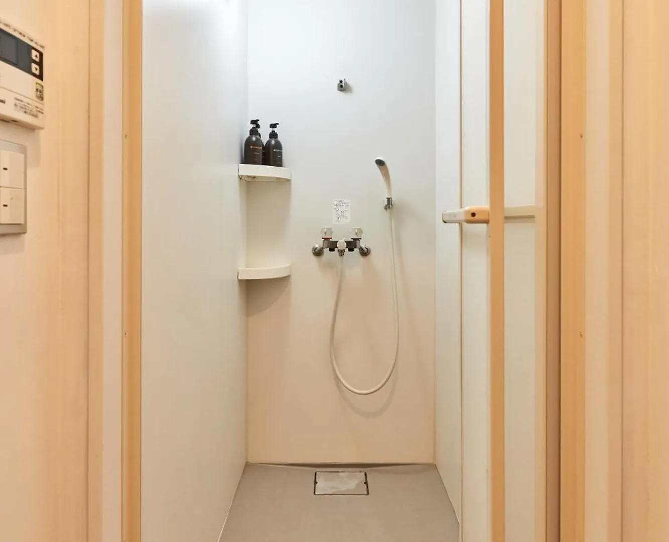 Hostal Tora Hotel Asakusa Tokio Japón